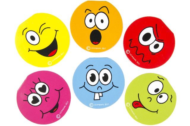 Notizblock mit lachendem Gesicht